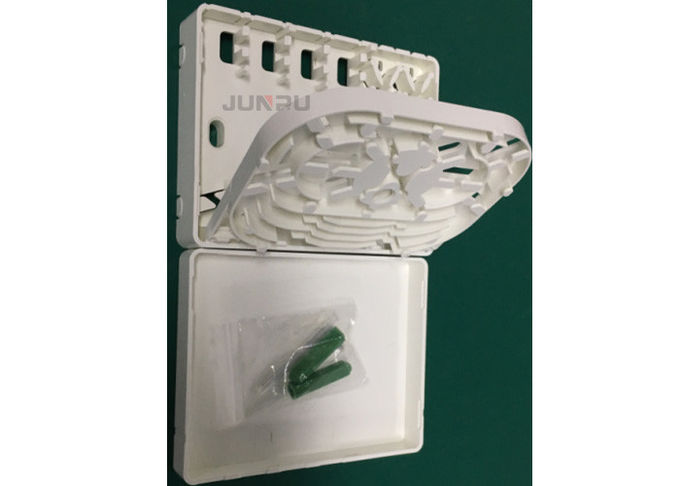 White SC FTTH Fiber Optic Termination Box 4 Core Applied For Indoor Use 4